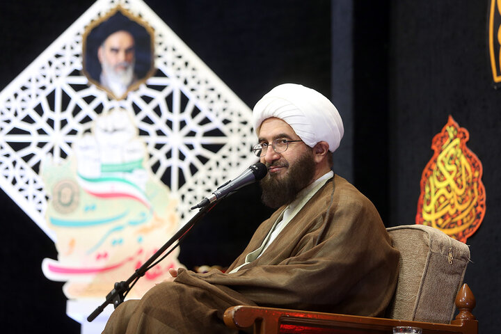 Photos: Hazrat Zainab mourning ceremony held at Lady Fatima Masoumeh shrine in Qom