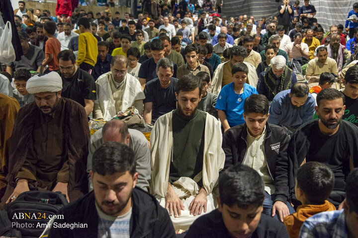 Photos: Spiritual Itikaf Ritual at Shohada Grand Mosque in Shiraz