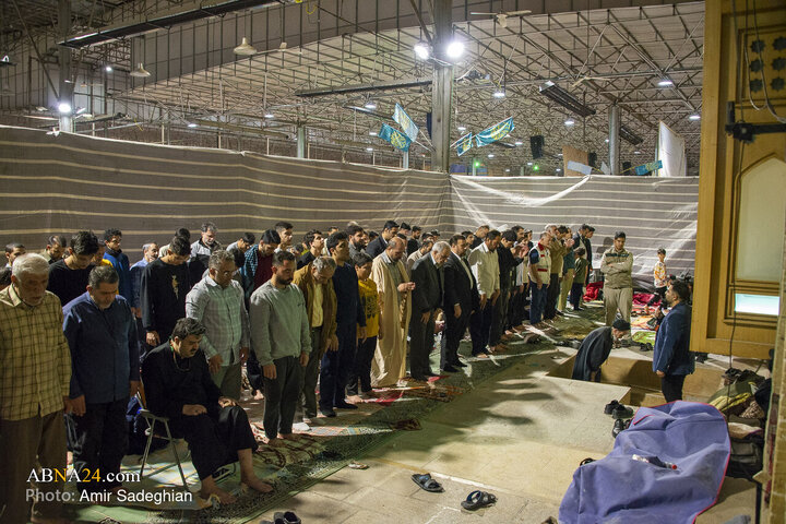 Photos: Spiritual Itikaf Ritual at Shohada Grand Mosque in Shiraz