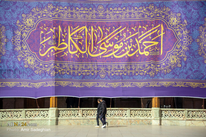 آیین سیاه‌پوشان و تعویض پرچم گنبد حرم حضرت شاهچراغ‌(ع)