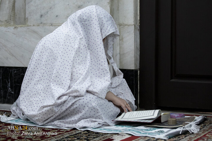 آیین اعتکاف بانوان در حرم مطهر امام رضا(ع)