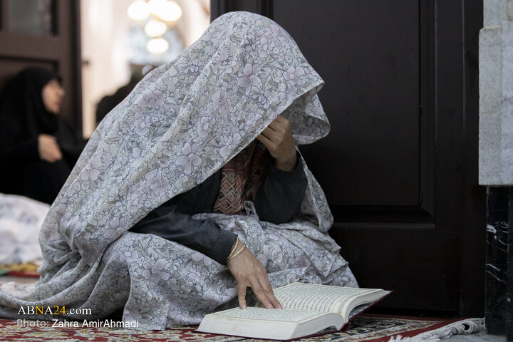 آیین اعتکاف بانوان در حرم مطهر امام رضا(ع)