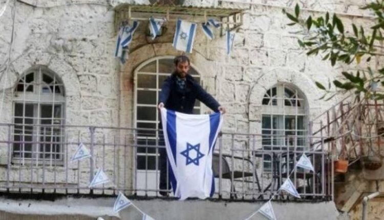 Zionist settlers seize Palestinian home in Silwan, south of Al-Aqsa
