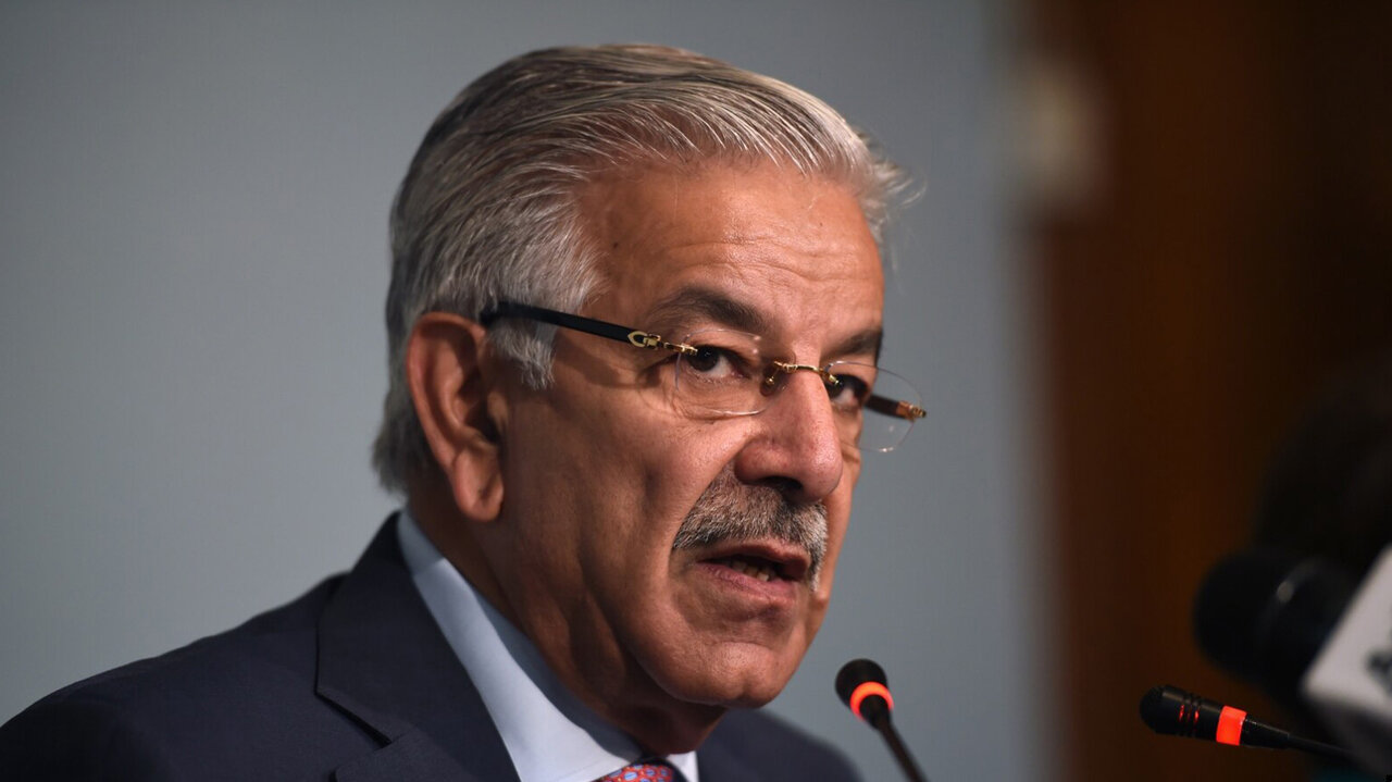 Pakistan’s Defense Minister Slams Netanyahu, Calls Him “Most Hated Criminal in History”