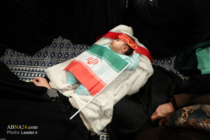 Photos: Imam Khamenei meets with people of Qom