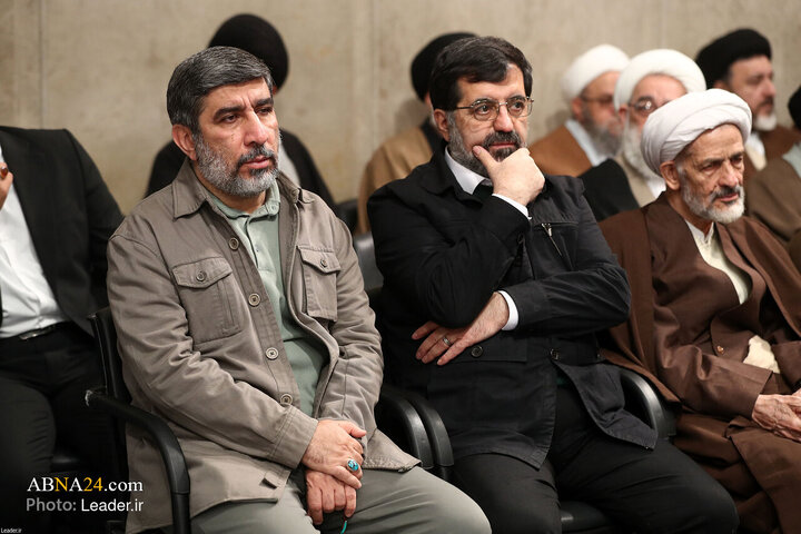 Photos: Imam Khamenei meets with people of Qom