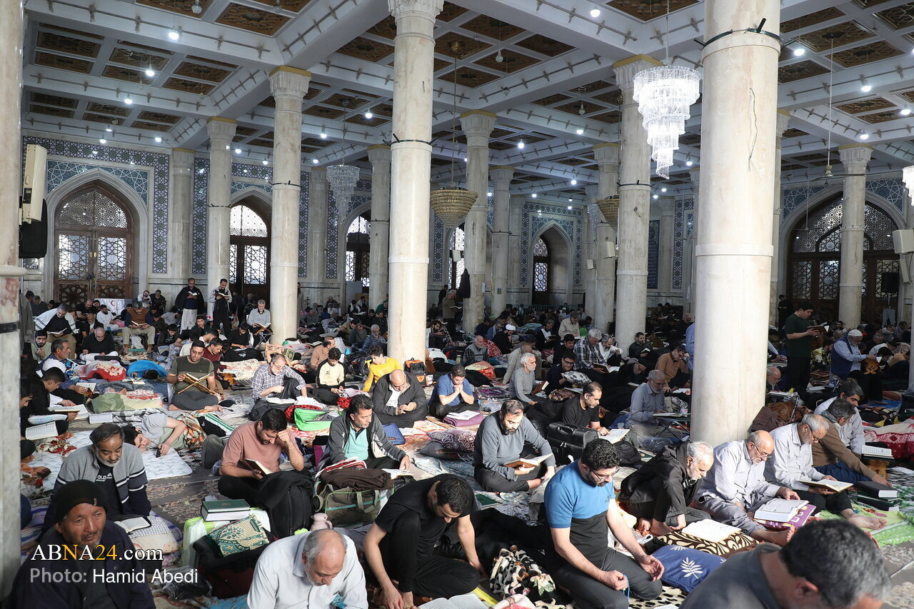 1.25 Million Iranians Attend Itikaf Rituals