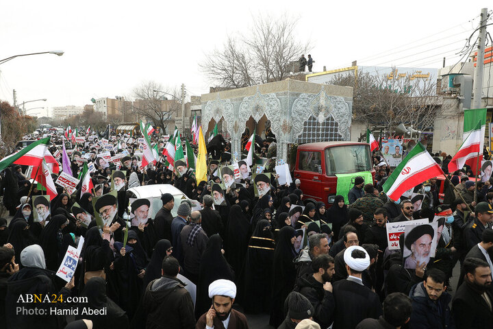 Photos: Funeral for two security forces martyred by rioters in Qom