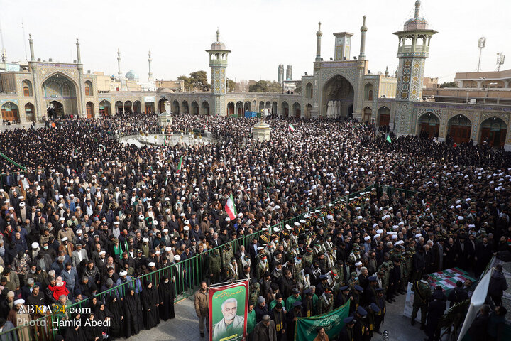 Photos: Funeral for two security forces martyred by rioters in Qom