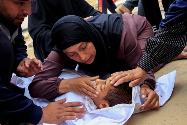 3 Palestinians killed in fresh Israeli strikes