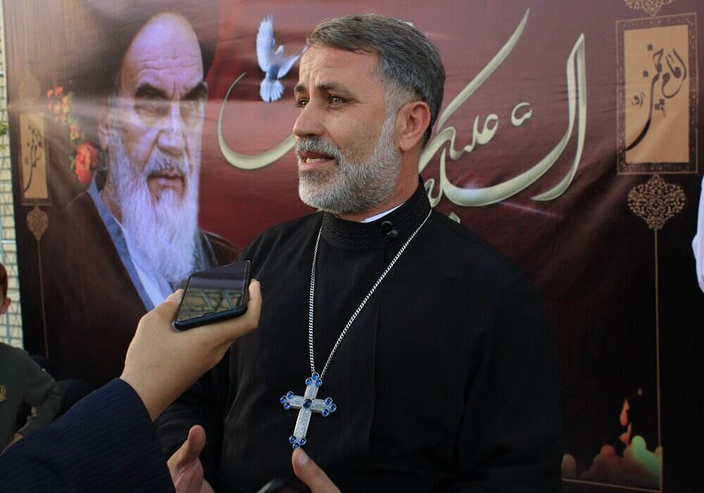 Destroying mosques, religious sites is playing into enemy’s hands: Iranian priest