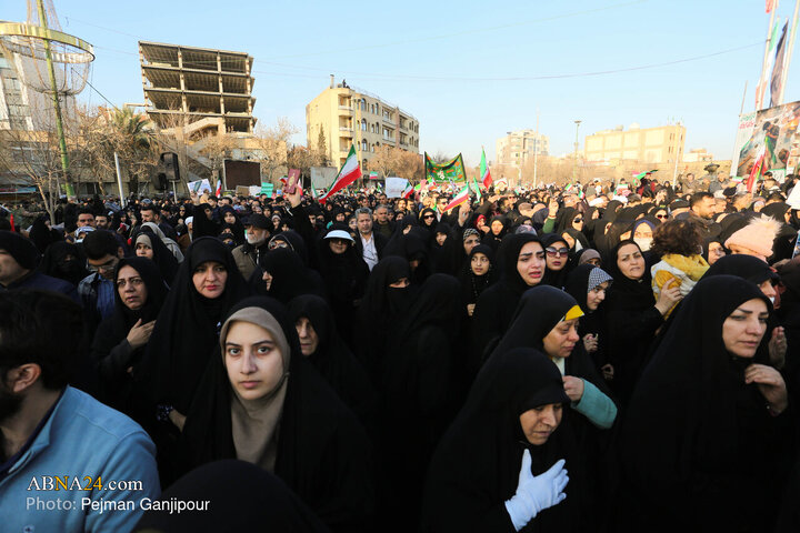 Photos: National Solidarity rally in Isfahan
