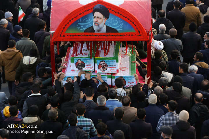 Photos: National Solidarity rally in Isfahan