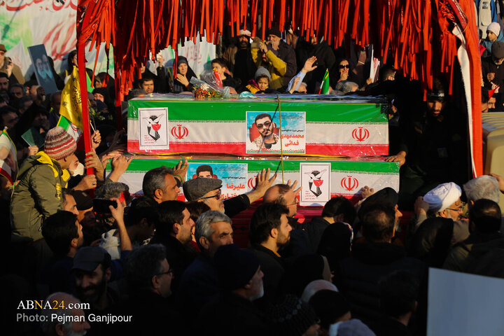 Photos: National Solidarity rally in Isfahan