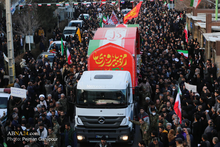 Photos: National Solidarity rally in Isfahan