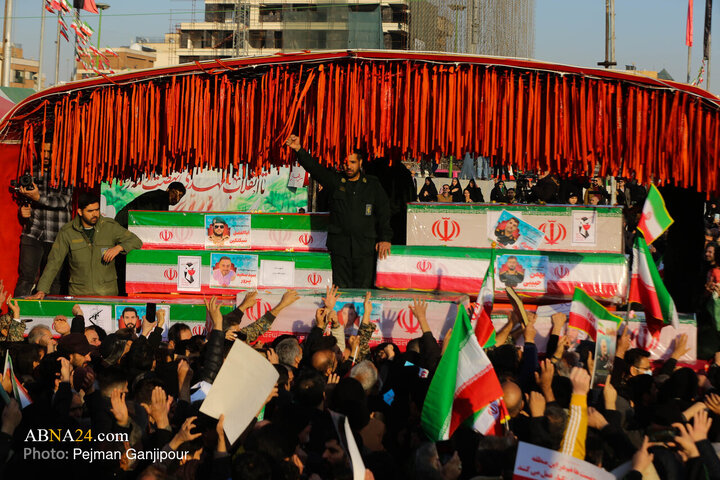 Photos: National Solidarity rally in Isfahan
