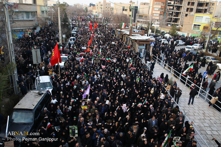 Photos: National Solidarity rally in Isfahan