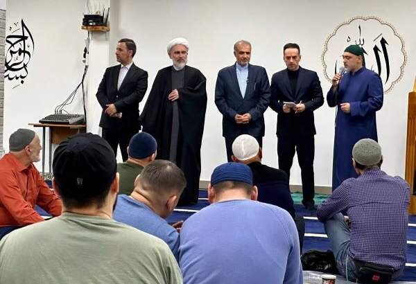 AhlulBayt followers in Russia voice solidarity with Iranian nation, Imam Khamenei