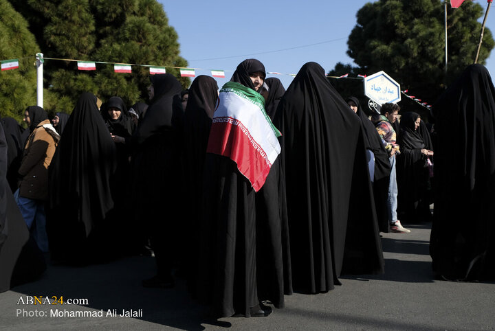 Photos: National Solidarity rally in Qom