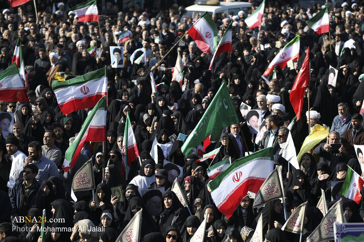 Photos: National Solidarity rally in Qom