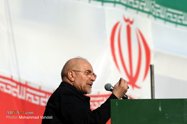 Photos: National Solidarity rally in Tehran