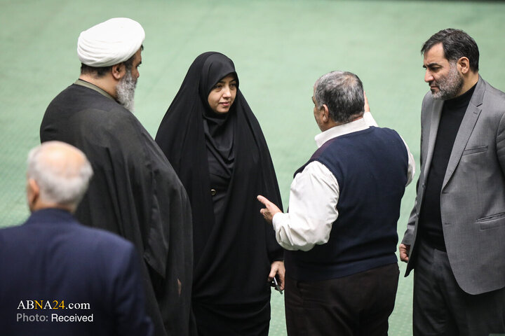 صحن علنی مجلس - ۲۴ دی