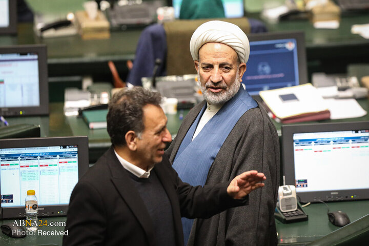 صحن علنی مجلس - ۲۴ دی