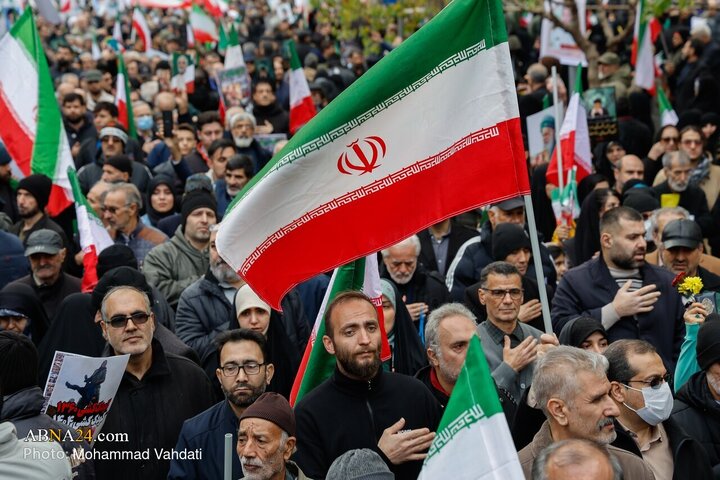 تشییع پیکر ۱۰۰ شهید مردمی و مدافع امنیت