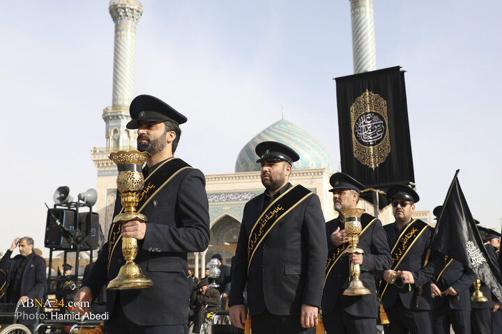 دسته عزاداری خادمان حضرت معصومه(س) در روز شهادت امام موسی کاظم(ع)