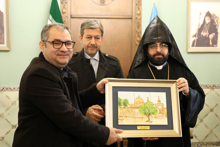 Vank Church inaugurates workshop for restoration of Armenian documents