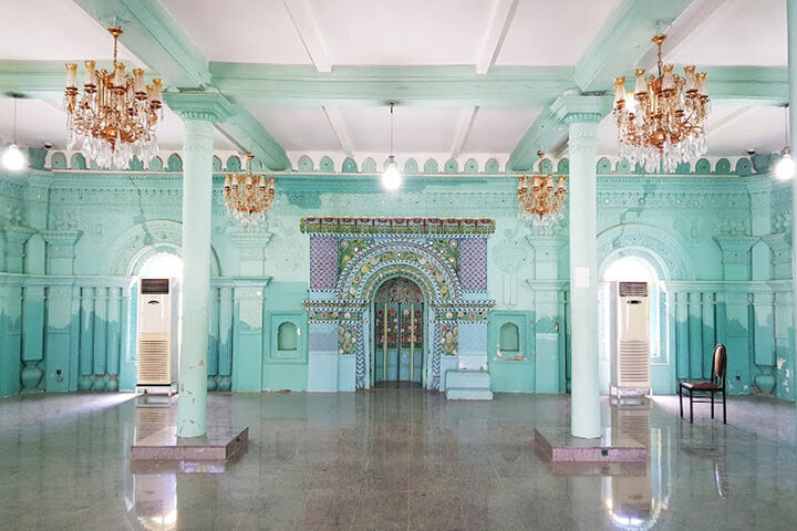 Rangooniha mosque, a monument built with oil pipes, rebars, rails