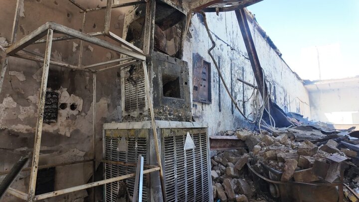 آتش زدن دفاتر نمایندگی بنیاد بین المللی آبشار عاطفه‌ها توسط اغتشاشگران