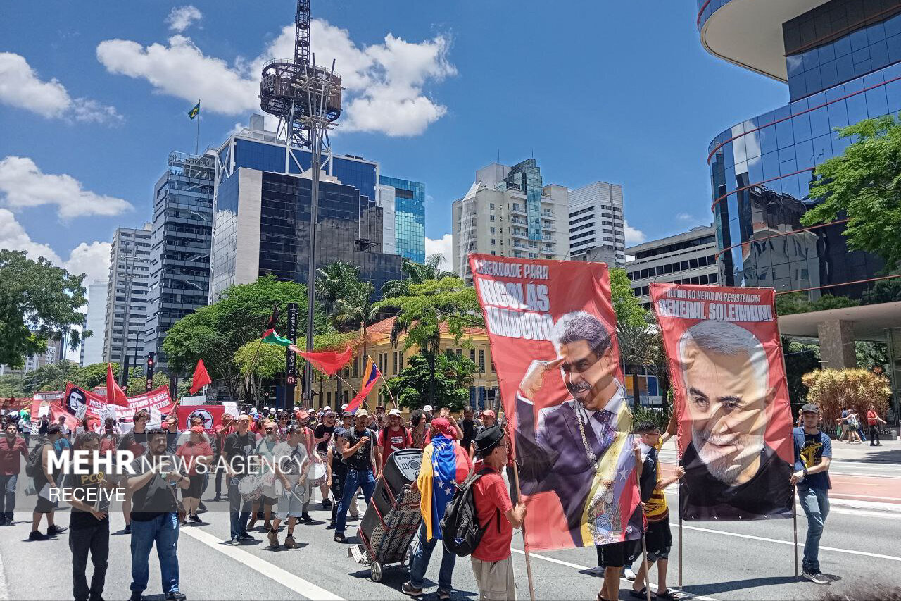 Video: São Paulo rallies in support of Iran