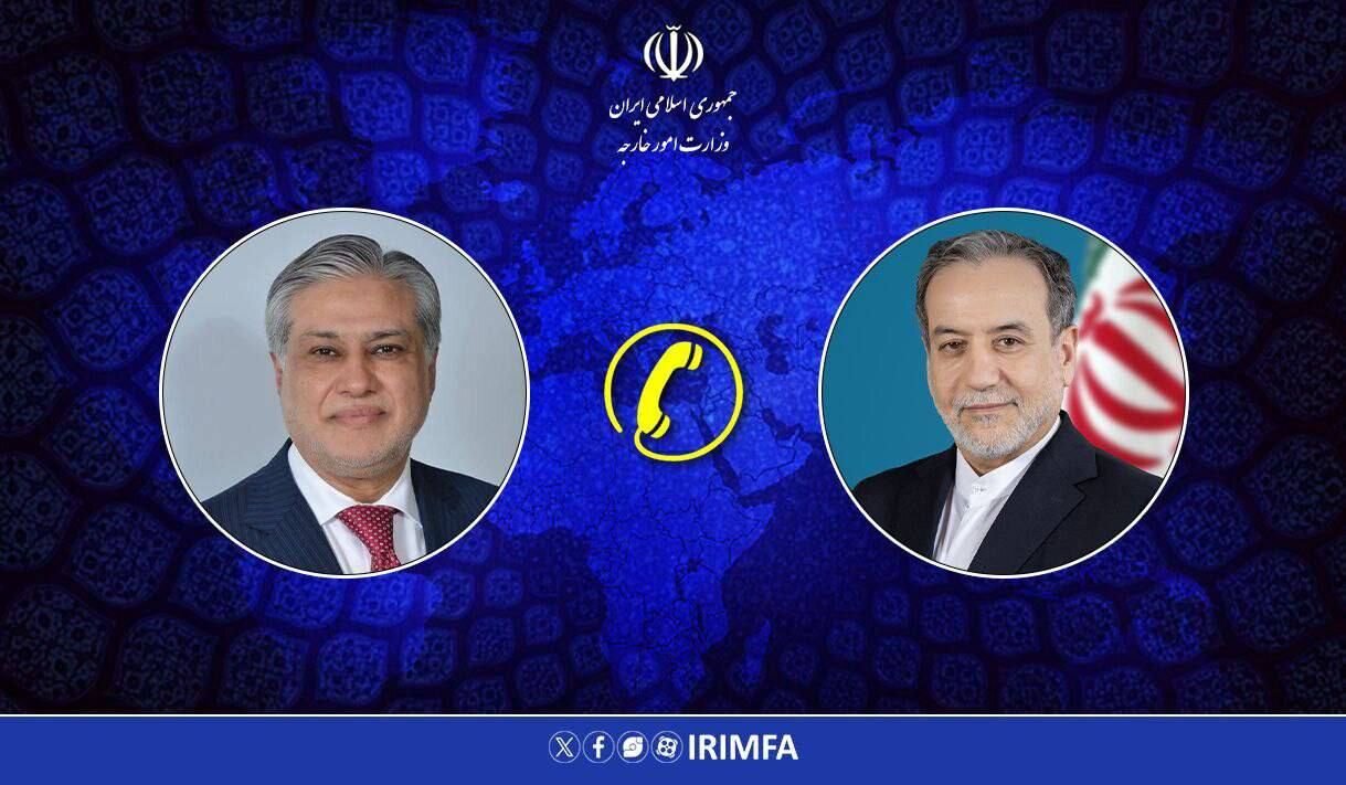 Iran, Pakistan’s FMs Hold Talks on Regional Developments
