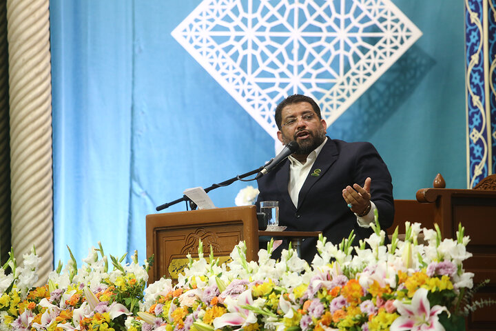 Photos: Eid al-Mab'ath celebrated at Hazrat Masoumeh holy shrine