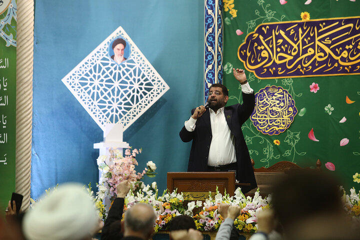 Photos: Eid al-Mab'ath celebrated at Hazrat Masoumeh holy shrine