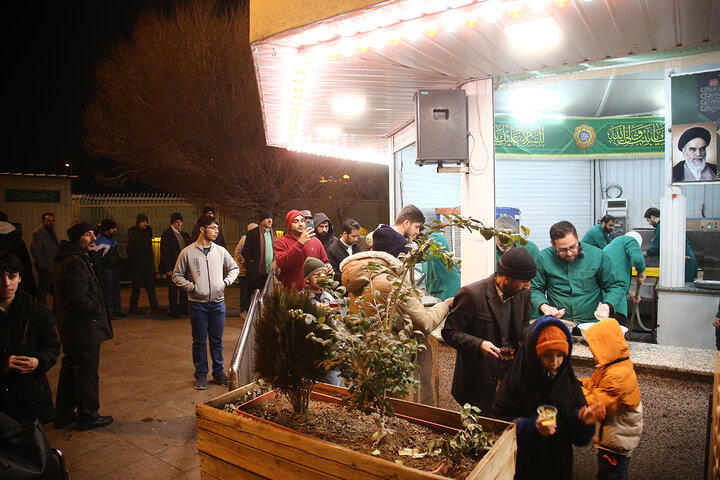 Photos: Eid al-Mab'ath celebrated at Hazrat Masoumeh holy shrine