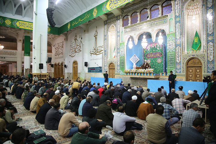 Photos: Eid al-Mab'ath celebrated at Hazrat Masoumeh holy shrine