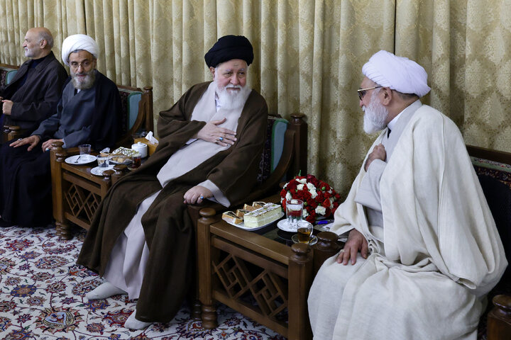 Photos: Eid al-Mab'ath celebrated at Welayat Hall in Astan Quds Razavi