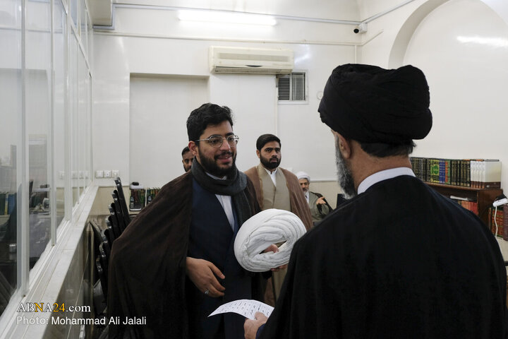 Photos: Turban-wearing ritual held in Qom on Eid al- Mab'ath
