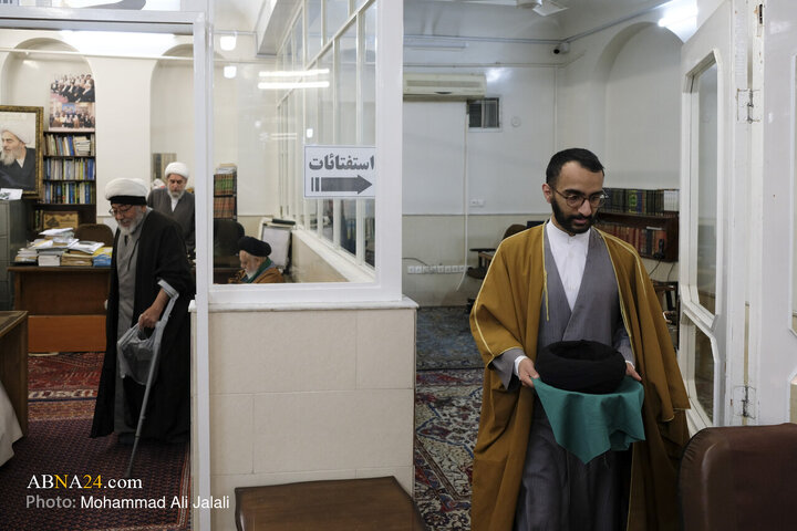 Photos: Turban-wearing ritual held in Qom on Eid al- Mab'ath