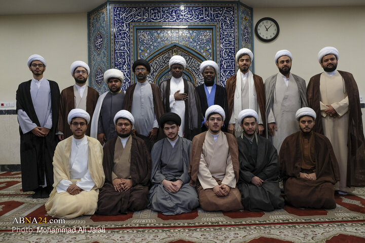 Photos: Turban-wearing ritual held in Qom on Eid al- Mab'ath