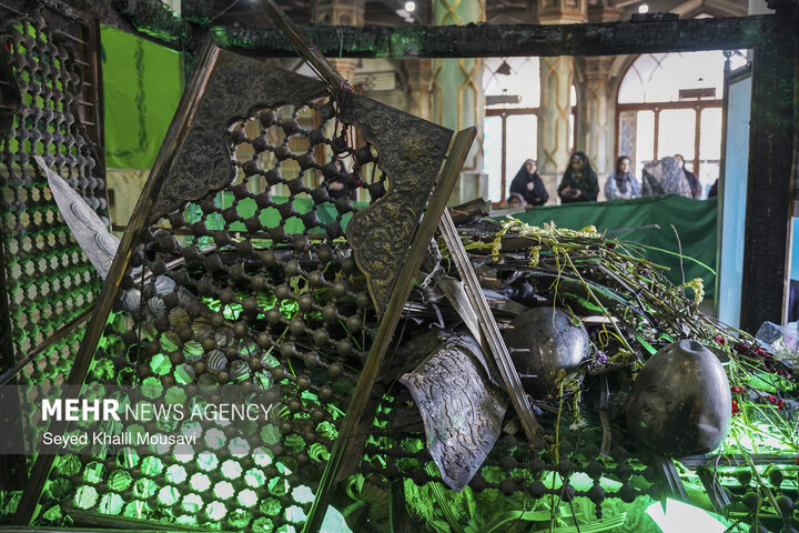 Photos: Sabz Qaba holy shrine damaged during Dezful riots