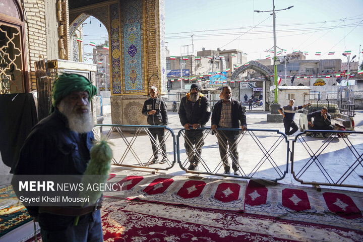 Photos: Sabz Qaba holy shrine damaged during Dezful riots