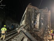 Aumenta a 39 la cifra de fallecidos por accidente de dos trenes en España