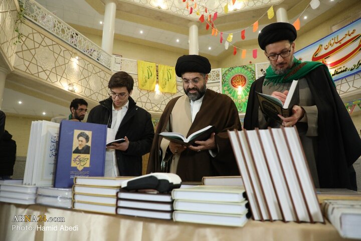 نمایشگاه کتاب مهدوی