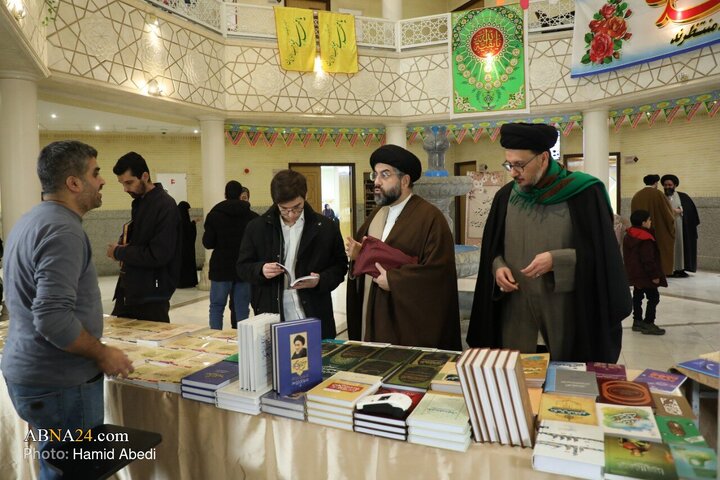 نمایشگاه کتاب مهدوی