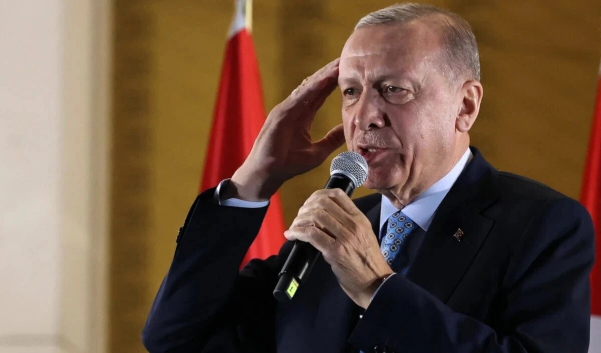 اردوغان: نیروهای کرد در سوریه باید فوراً سلاح‌های خود را زمین بگذارند