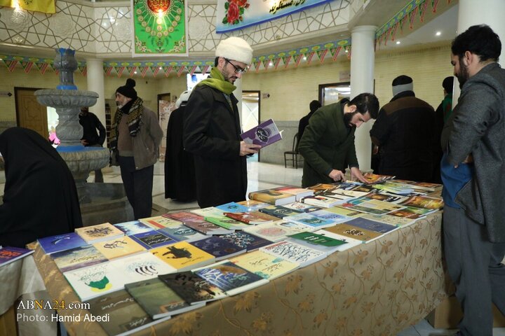 Photos: Mahdavi Book Exhibition in Qom