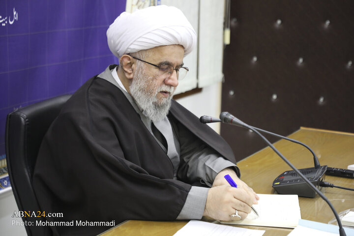دیدار اعضای پژوهشکده تاریخ و سیره اهل‌بیت (ع) با آیت‌الله رمضانی